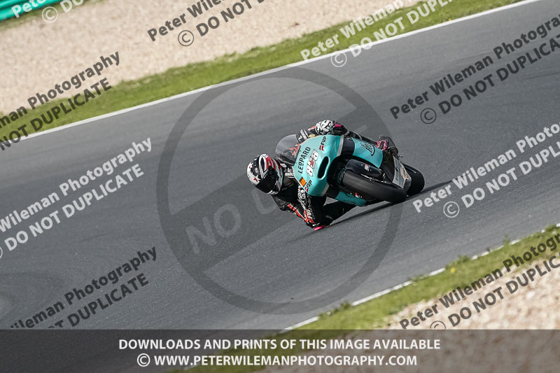 estoril;event digital images;motorbikes;no limits;peter wileman photography;portugal;trackday;trackday digital images